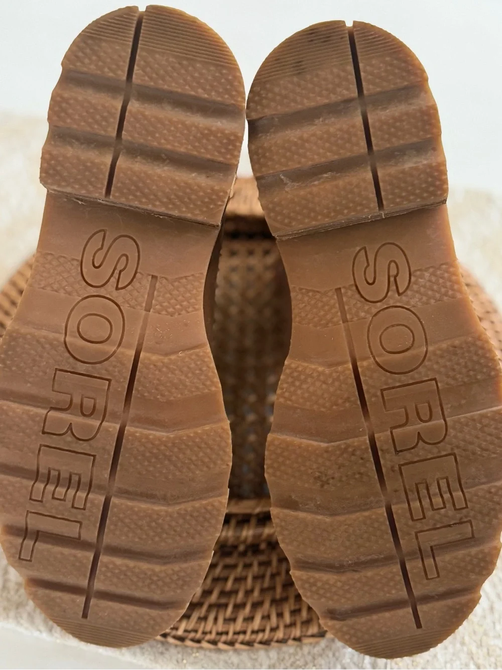 New Women’s Sorel Tan  Leather Lennox Waterproof Hikers No Box 8 1/2